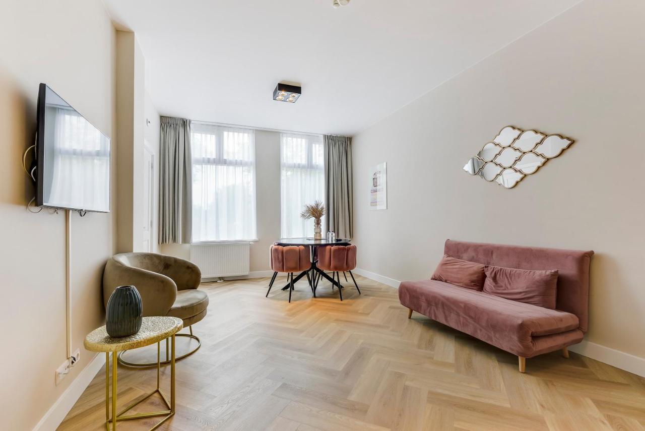 Novallure Short Stay Apartments Leidschendam Exterior photo