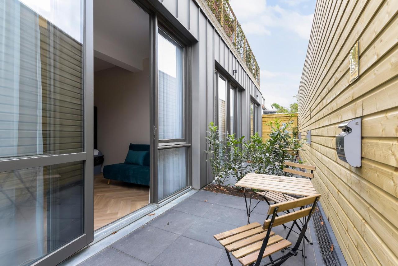Novallure Short Stay Apartments Leidschendam Exterior photo