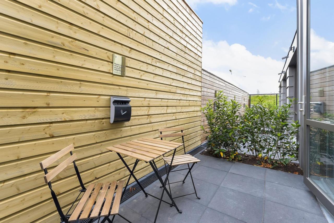 Novallure Short Stay Apartments Leidschendam Exterior photo